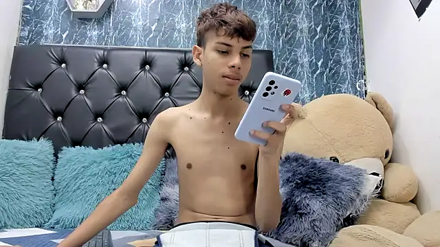 sexyboys cutex18 online show from 11-24-25, 08:19