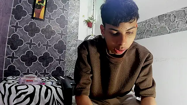 sexyboys cutex18 online show from 02-06-26, 07:28