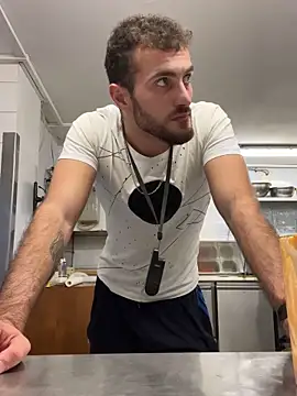 Xhrome98 online show from 10-19-25, 04:40