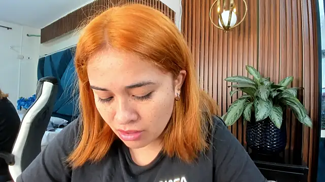 Snapshot of KarinaSanchezz chatting on 10-13-25, 12:32 KarinaSanchezz online show from 10-13-25, 12:32