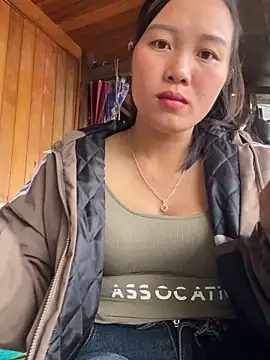 Snapshot of Pii_x chatting on 11-06-25, 12:44 Pii x online show from 11-06-25, 12:44