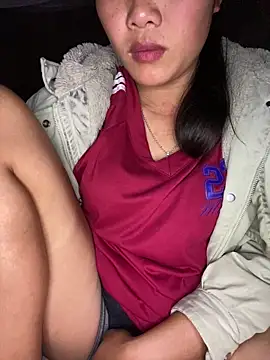 Snapshot of Pii_x chatting on 11-09-25, 01:37 Pii x online show from 11-09-25, 01:37