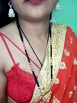 Snapshot of Rashmi_011 chatting on 12-20-25, 11:56 Rashmi 011 online show from 12-20-25, 11:56