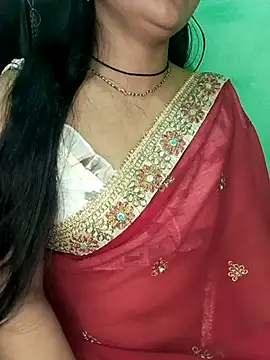 Snapshot of Rashmi_011 chatting on 03-05-26, 02:07 Rashmi 011 online show from 03-05-26, 02:07