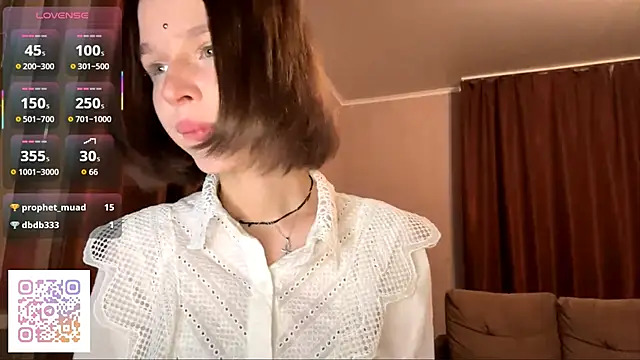 Snapshot of TerrellSroufe chatting on 10-25-25, 07:30 TerrellSroufe online show from 10-25-25, 07:30