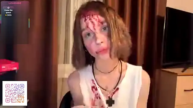 Snapshot of TerrellSroufe chatting on 10-31-25, 07:37 TerrellSroufe online show from 10-31-25, 07:37