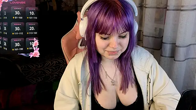 KristiBloom online show from 04-15-26, 09:59