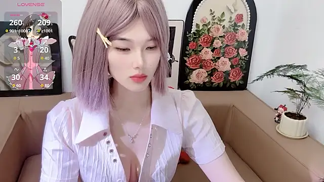 Snapshot of T-TeaR chatting on 06-03-26, 02:03 T-TeaR online show from 06-03-26, 02:03