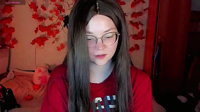 Snapshot of HoneyDazzle chatting on 10-10-25, 07:35 HoneyDazzle online show from 10-10-25, 07:35