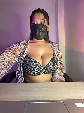 Monica  Bellucci   online show from 08-08-26, 07:16