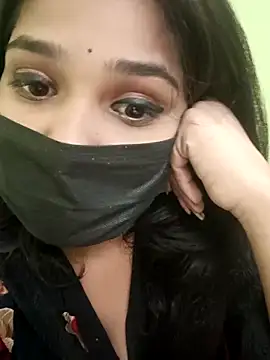 Snapshot of Beautiful_Eye chatting on 12-01-25, 05:29 Beautiful Eye online show from 12-01-25, 05:29