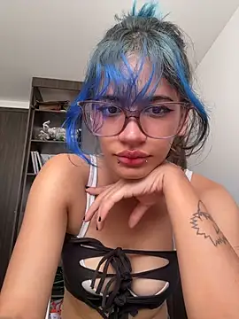 sukulaurens online show from 04-02-26, 03:53