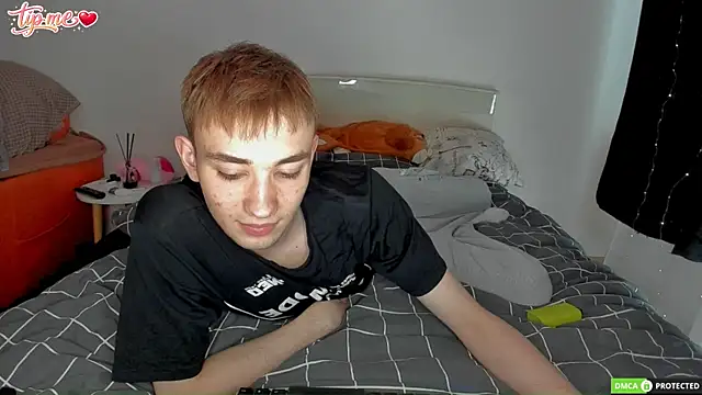 Snapshot of felixcurt69 chatting on 05-19-26, 08:42 felixcurt69 online show from 05-19-26, 08:42