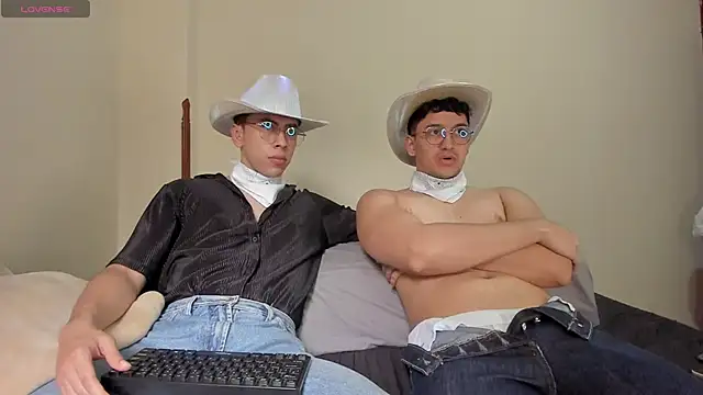 HeyJake  online show from 10-31-25, 06:20