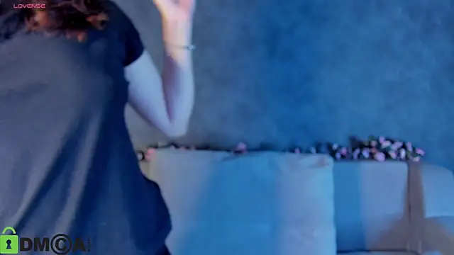 Snapshot of Nuura_Moore chatting on 11-11-25, 12:54 Nuura Moore online show from 11-11-25, 12:54