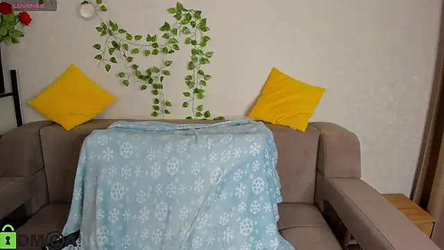 Snapshot of Nuura_Moore chatting on 12-05-25, 01:14 Nuura Moore online show from 12-05-25, 01:14