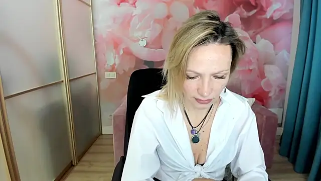 AlinaMoor online show from 03-21-26, 07:02