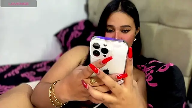 Snapshot of _Houstonixie chatting on 12-03-25, 04:31 Houstonixie online show from 12-03-25, 04:31