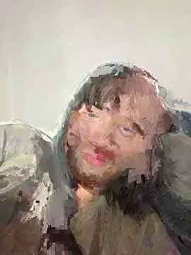 Snapshot of TrangNemo chatting on 11-10-25, 10:25 TrangNemo online show from 11-10-25, 10:25