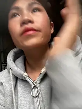 Mylinh- online show from 10-19-25, 12:00