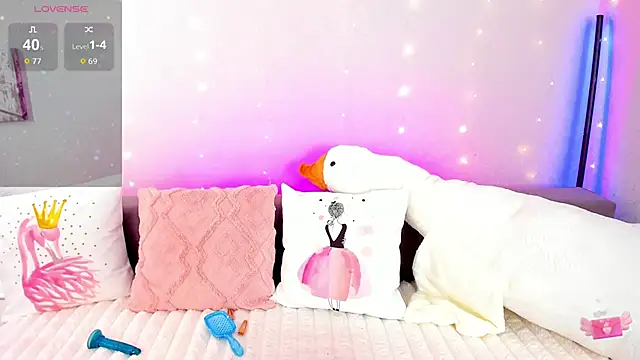 Evarey  online show from 03-10-26, 05:34