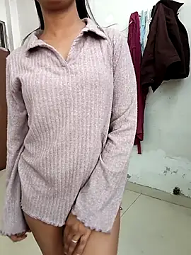 anshika0124 online show from 12-22-25, 05:04