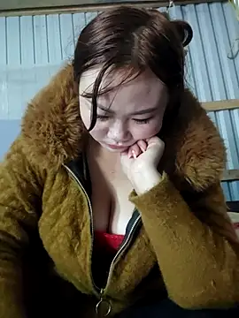 Snapshot of pi-pi-00 chatting on 11-14-25, 12:53 pi-pi-00 online show from 11-14-25, 12:53