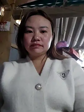 Snapshot of pi-pi-00 chatting on 12-14-25, 01:11 pi-pi-00 online show from 12-14-25, 01:11