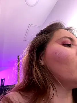 Snapshot of kattee_adams chatting on 12-16-25, 01:16 kattee adams online show from 12-16-25, 01:16