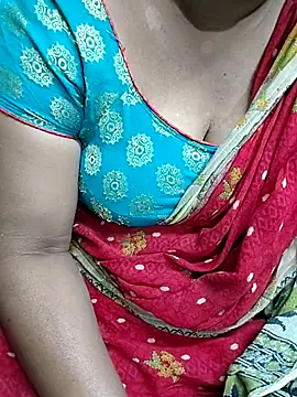 Queen washna1 online show from 11-17-25, 07:36