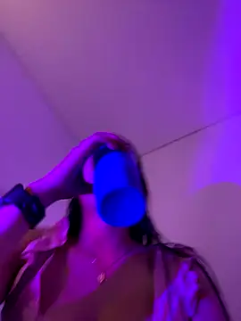 Snapshot of emi_star chatting on 10-23-25, 10:52 emi star online show from 10-23-25, 10:52