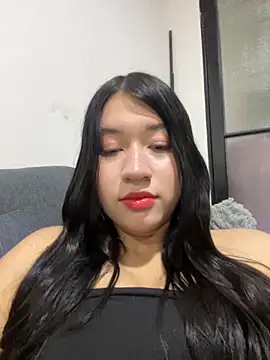 Snapshot of emi_star chatting on 11-03-25, 12:02 emi star online show from 11-03-25, 12:02