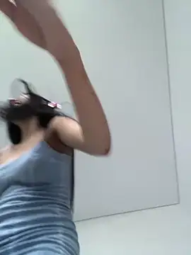 Snapshot of emi_star chatting on 11-17-25, 10:26 emi star online show from 11-17-25, 10:26