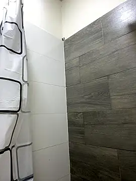 Snapshot of emi_star chatting on 01-09-26, 09:16 emi star online show from 01-09-26, 09:16