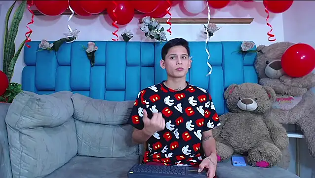 Snapshot of Brian_hot chatting on 02-13-26, 11:06 Brian hot online show from 02-13-26, 11:06