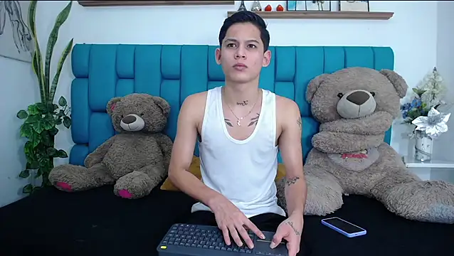 Snapshot of Brian_hot chatting on 02-26-26, 11:20 Brian hot online show from 02-26-26, 11:20