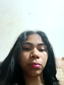 Snapshot of Ammyy_Wood_ chatting on 10-20-25, 01:50 Ammyy Wood  online show from 10-20-25, 01:50