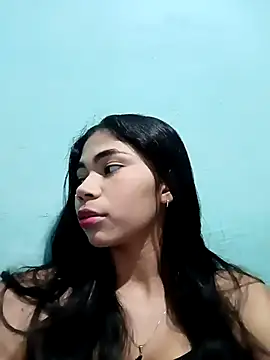 Snapshot of Ammyy_Wood_ chatting on 10-21-25, 01:17 Ammyy Wood  online show from 10-21-25, 01:17