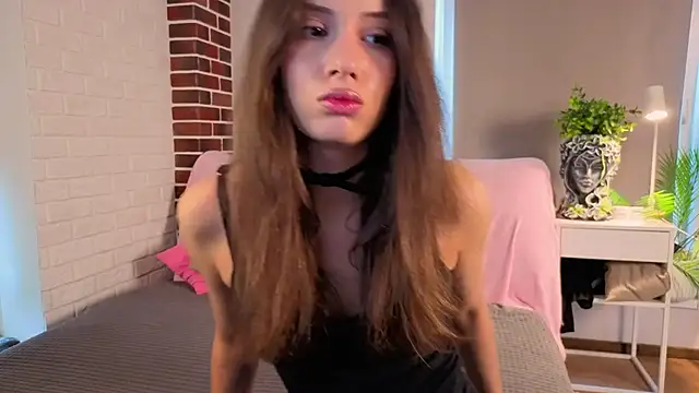 MissyHuf online show from 10-29-25, 08:16