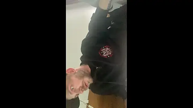 MolleDolle online show from 10-07-25, 09:06