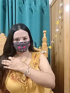 Beauty Queen Soniya online show from 04-18-26, 06:23