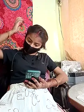 Snapshot of Payal_G chatting on 10-11-25, 04:33 Payal G online show from 10-11-25, 04:33