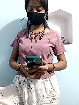 Snapshot of Payal_G chatting on 10-17-25, 03:58 Payal G online show from 10-17-25, 03:58