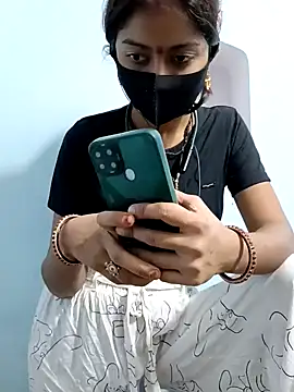 Snapshot of Payal_G chatting on 11-02-25, 03:58 Payal G online show from 11-02-25, 03:58