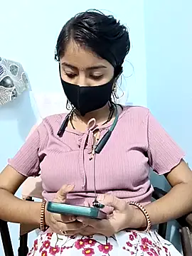 Snapshot of Payal_G chatting on 11-04-25, 04:11 Payal G online show from 11-04-25, 04:11