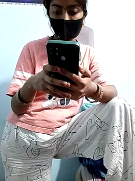 Snapshot of Payal_G chatting on 11-14-25, 04:06 Payal G online show from 11-14-25, 04:06