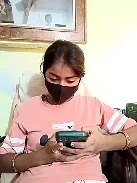 Snapshot of Payal_G chatting on 11-15-25, 04:10 Payal G online show from 11-15-25, 04:10