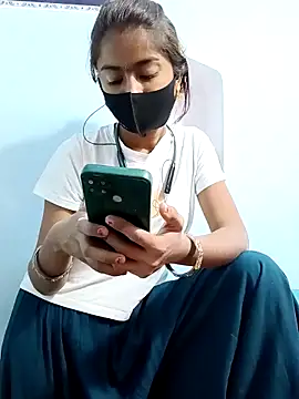 Snapshot of Payal_G chatting on 11-15-25, 04:14 Payal G online show from 11-15-25, 04:14