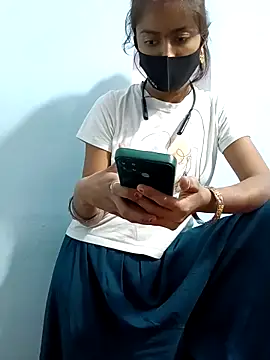 Snapshot of Payal_G chatting on 11-16-25, 04:18 Payal G online show from 11-16-25, 04:18