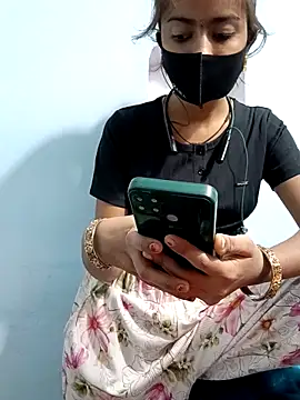 Snapshot of Payal_G chatting on 11-16-25, 04:23 Payal G online show from 11-16-25, 04:23